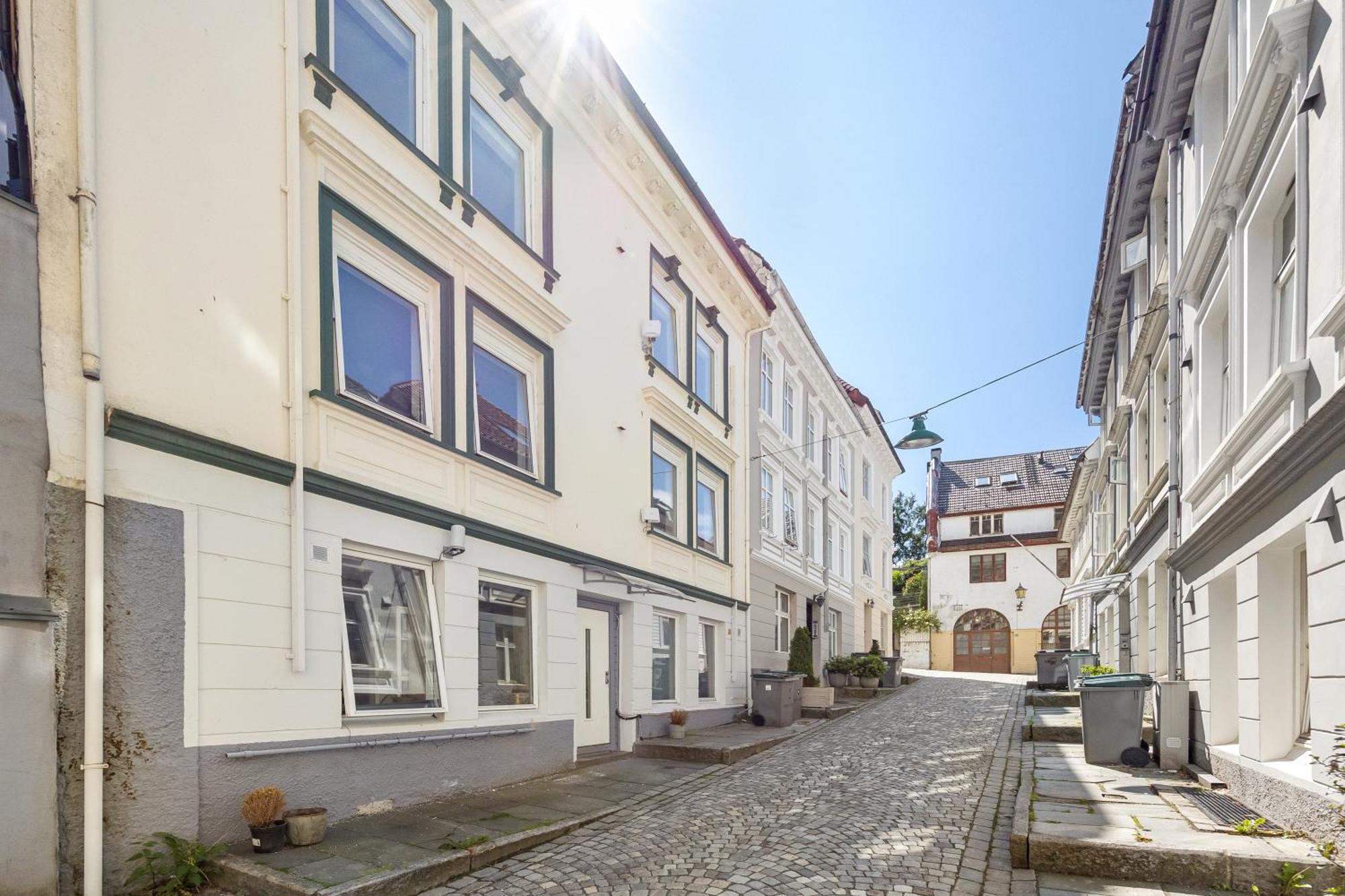Renovated Jan 24 - Queen Beds - Behind Bryggen Bergen Exterior foto
